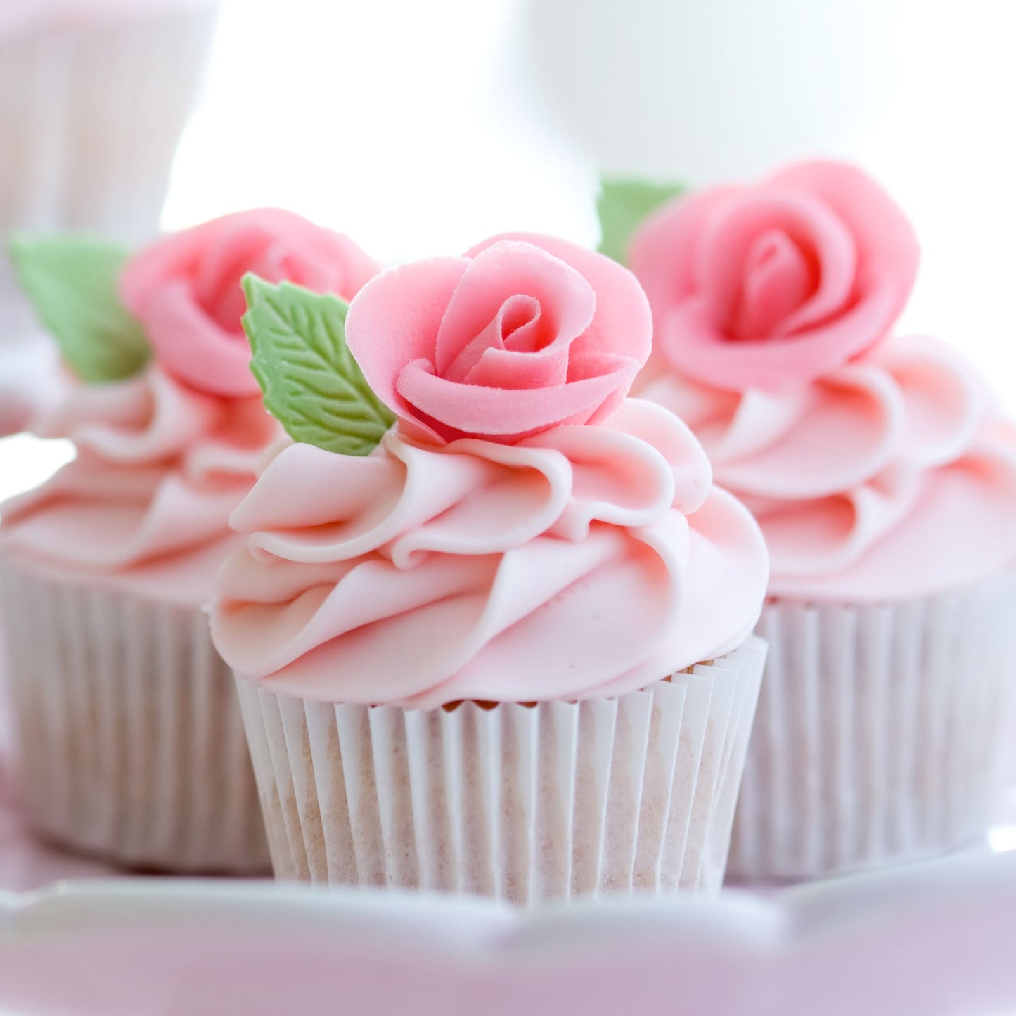LotFancy 500Pcs Mini Cupcake Liners, White Muffin Liners, Greaseproof Paper Baking Cups