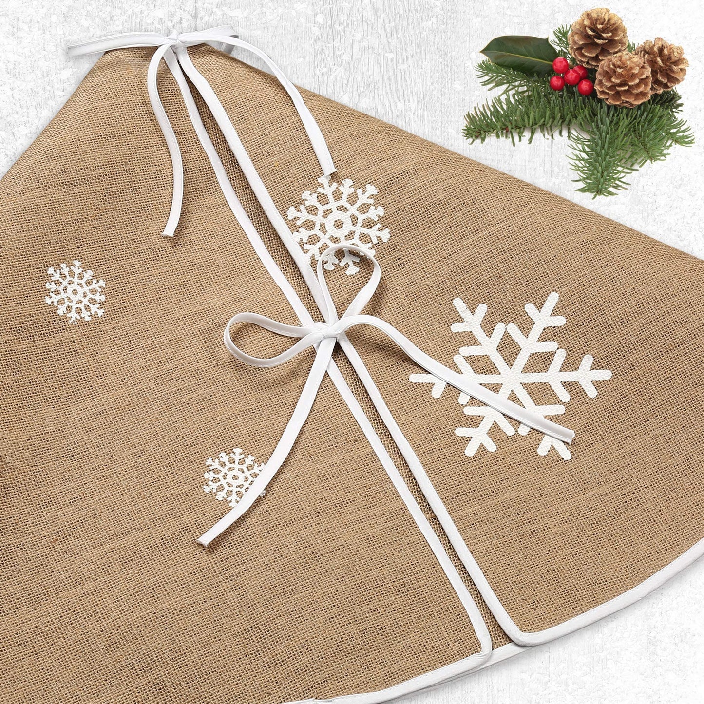 Christmas Tree Skirt Ornament, 48 inch Diameter Christmas Decoration for New Year Party